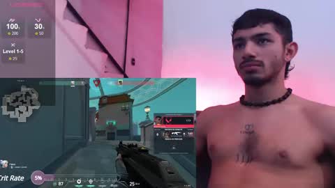 Snapshot of antoniocuervo chatting on December 14, 3:15 pm Hadez online show from December 14, 3:15 pm