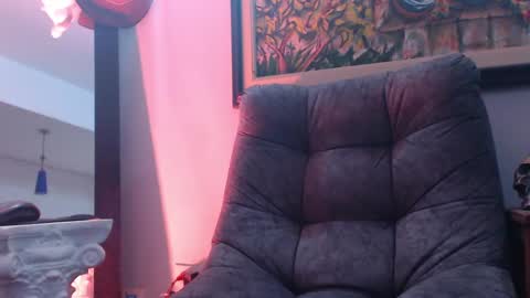 Snapshot of antoniocuervo chatting on January 3, 12:30 pm Hadez online show from January 3, 12:30 pm