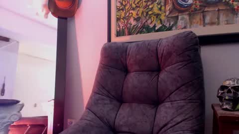 Snapshot of antoniocuervo chatting on January 25, 7:39 pm Hadez online show from January 25, 7:39 pm