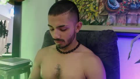 Snapshot of antoniocuervo chatting on February 8, 1:22 pm Hadez online show from February 8, 1:22 pm