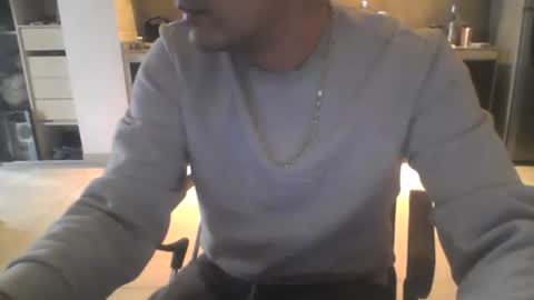 antoniorios33 online show from April 28, 11:26 am