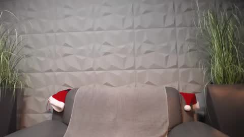 HI My name is Antonio online show from December 3, 11:24 pm