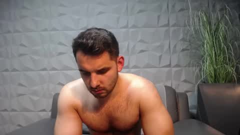 HI My name is Antonio online show from December 27, 11:10 pm