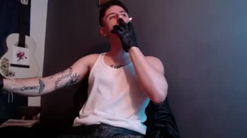 antonnello_ online show from January 31, 10:41 pm