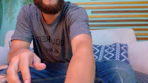 Juan Camilo online show from April 27, 7:01 pm
