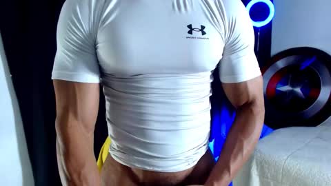 Snapshot of antonywebb94 chatting on October 24, 6:10 am Instagram miguelangel1802  online show from October 24, 6:10 am