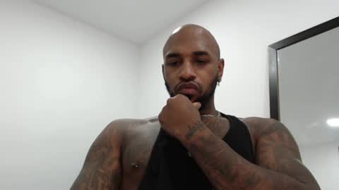 antwanblack11 online show from December 24, 3:05 pm