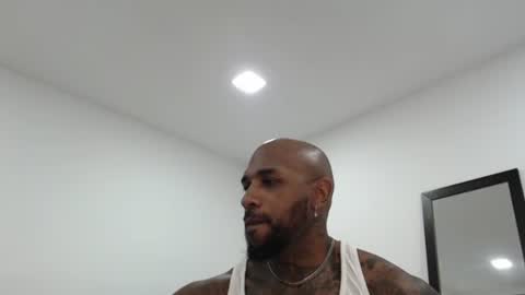 Snapshot of antwanblack11 chatting on January 21, 6:22 am antwanblack11 online show from January 21, 6:22 am