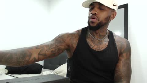 antwanblack11 online show from January 23, 7:00 am