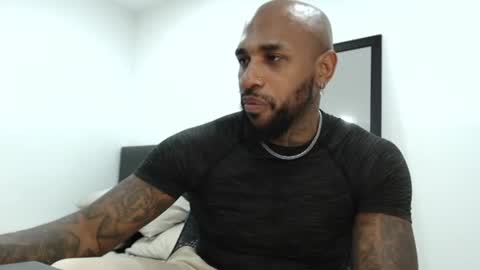 antwanblack11 online show from January 31, 3:20 am