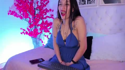 Any online show from May 22, 6:35 pm