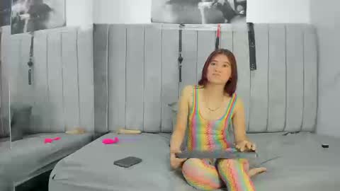 Snapshot of anya_and_scott1 chatting on March 25, 1:50 pm Little Ali online show from March 25, 1:50 pm