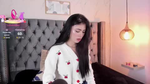 anya_belth online show from February 17, 7:31 pm