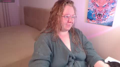 Anya Muna online show from December 21, 7:10 pm