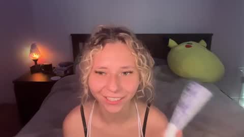 Anya online show from July 2, 5:30 pm