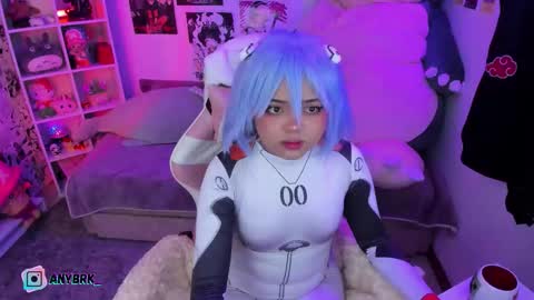 Snapshot of anyburkee chatting on October 5, 1:15 am Any online show from October 5, 1:15 am