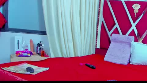 Anyela  online show from December 5, 3:37 am