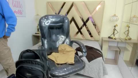 Snapshot of anyelotwink chatting on March 8, 2:04 am anyelotwink online show from March 8, 2:04 am