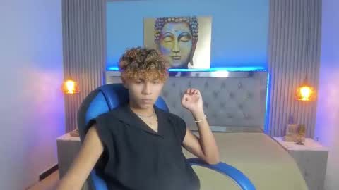 Snapshot of anyelotwink chatting on March 23, 6:17 am anyelotwink online show from March 23, 6:17 am