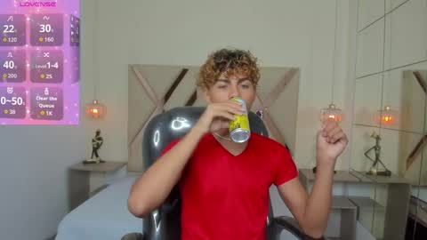 Snapshot of anyelotwink chatting on March 28, 5:07 am anyelotwink online show from March 28, 5:07 am