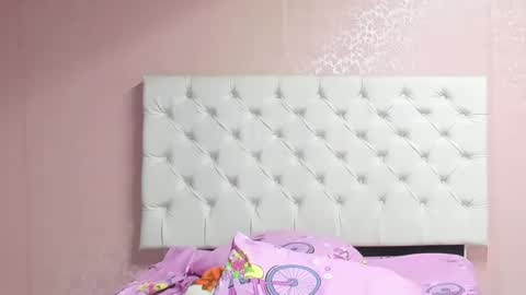 Snapshot of aome_rainbow2 chatting on February 23, 10:09 pm Aome Rainbow online show from February 23, 10:09 pm