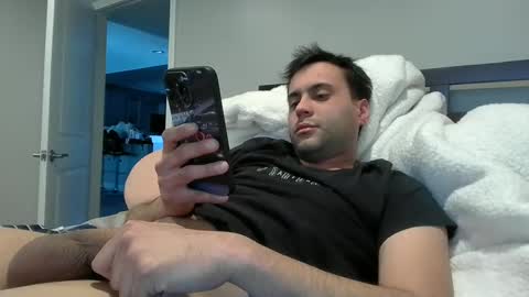 Snapshot of ap111444 chatting on February 26, 6:43 pm ap111444 online show from February 26, 6:43 pm