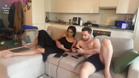 Snapshot of ap_couple chatting on April 12, 1:38 pm ap_couple online show from April 12, 1:38 pm