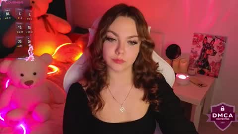 Aphelia online show from October 14, 2:18 pm