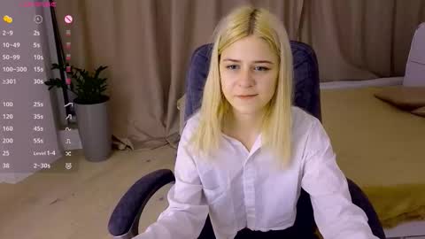 ApheliaStar online show from January 8, 3:58 pm