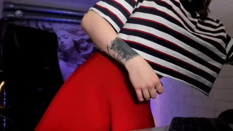 APHEX QUEEN online show from November 6, 5:30 am