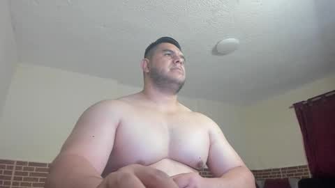 Snapshot of apholov chatting on October 19, 9:32 am follow me here you find me online show from October 19, 9:32 am