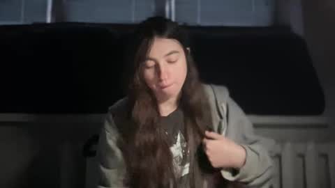 aphr0dite22 online show from January 18, 1:48 pm