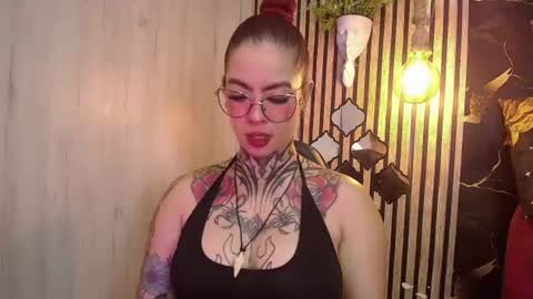Snapshot of aphrodite__bloom chatting on July 4, 12:39 am aphrodite__bloom online show from July 4, 12:39 am