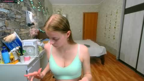Aphrodite online show from May 18, 4:24 pm