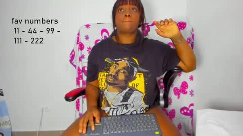 Snapshot of aphrodites_ass chatting on June 5, 3:13 am Tati Colombian online show from June 5, 3:13 am