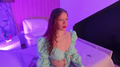 aphrodite online show from October 14, 8:31 pm