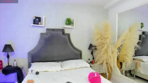 Snapshot of aphroditesweet chatting on March 11, 8:59 pm aphrodite online show from March 11, 8:59 pm