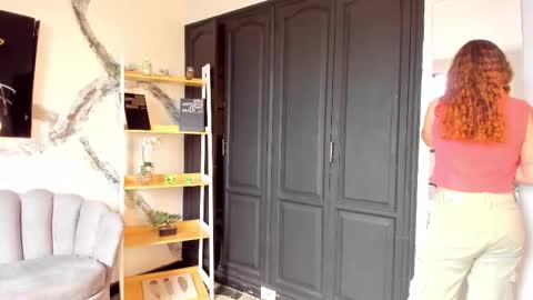 Snapshot of aphroditesweet chatting on March 23, 9:41 pm aphrodite online show from March 23, 9:41 pm