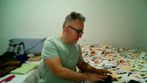 Snapshot of apixaba chatting on December 31, 11:39 pm furry bear online show from December 31, 11:39 pm
