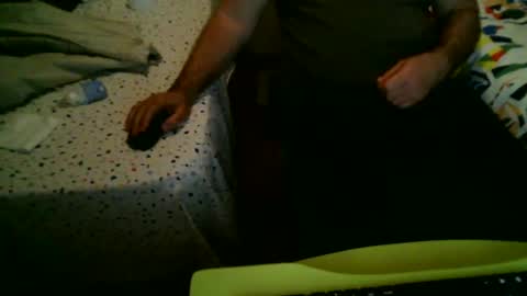 Snapshot of apixaba chatting on January 6, 8:18 pm furry bear online show from January 6, 8:18 pm