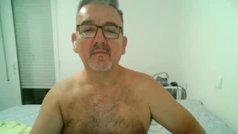 Snapshot of apixaba chatting on September 12, 9:59 pm furry bear online show from September 12, 9:59 pm