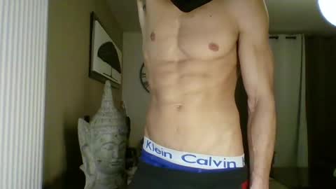 Snapshot of apollonfitx_69 chatting on February 2, 10:06 pm apollonfitx_69 online show from February 2, 10:06 pm