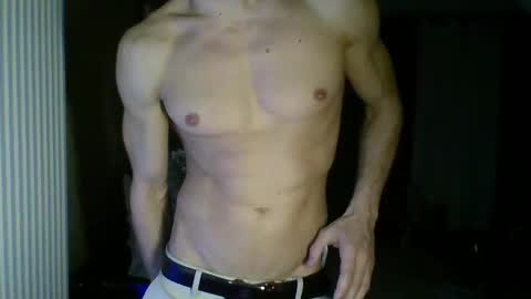 Snapshot of apollonfitx_69 chatting on February 21, 7:43 pm apollonfitx_69 online show from February 21, 7:43 pm