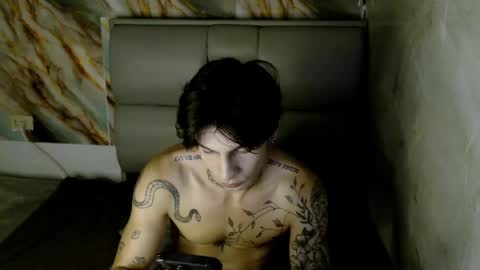 Snapshot of apolo01_ chatting on September 22, 6:54 pm Apolo online show from September 22, 6:54 pm