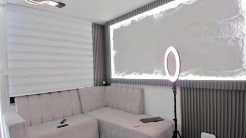 Snapshot of apolo_bianco_ chatting on February 26, 7:53 am APOLO online show from February 26, 7:53 am