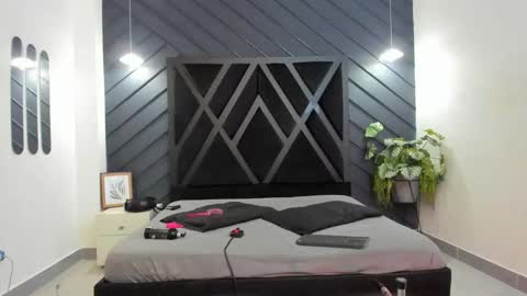 Snapshot of apolo_bianco_ chatting on September 27, 11:21 pm APOLO online show from September 27, 11:21 pm