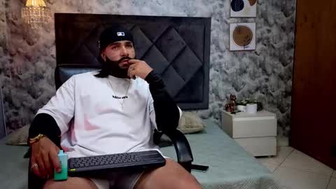 Apolo online show from October 3, 9:45 pm