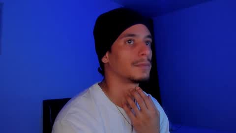 Snapshot of apolodg1 chatting on February 3, 2:36 am TONY INDEPENDENT MODEL online show from February 3, 2:36 am