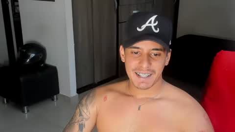 Snapshot of apolodg1 chatting on April 4, 6:38 pm TONY INDEPENDENT MODEL online show from April 4, 6:38 pm