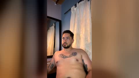 Snapshot of apolomarcos_ chatting on May 12, 4:31 am marcos online show from May 12, 4:31 am